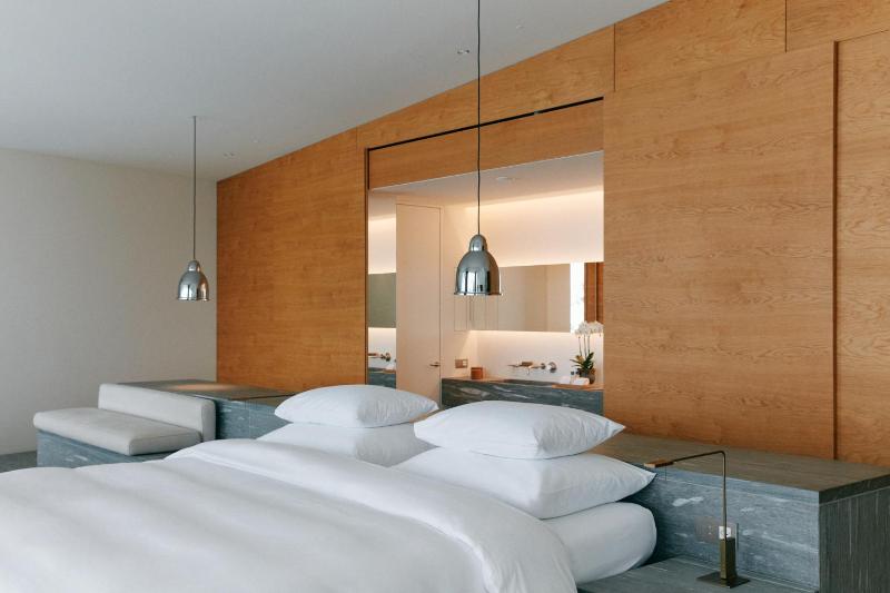 Penthouse Suite image 4