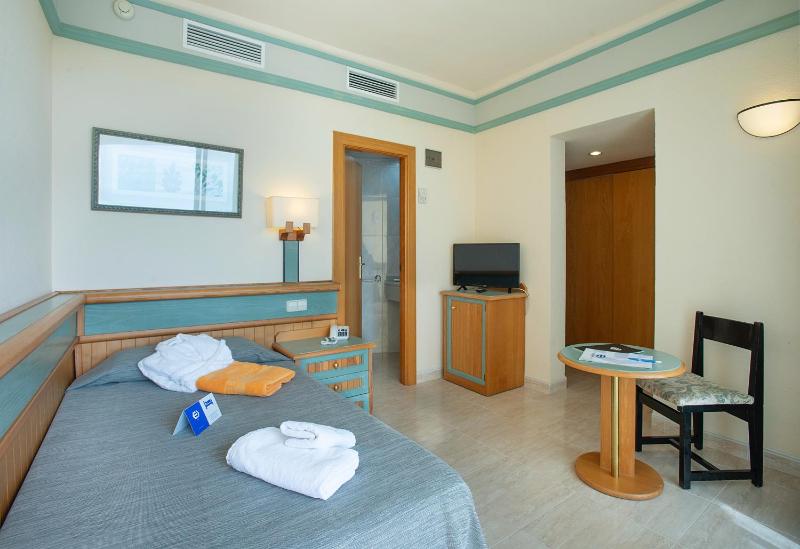 Single Room image 1