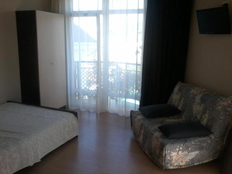 Large Double Room image 2