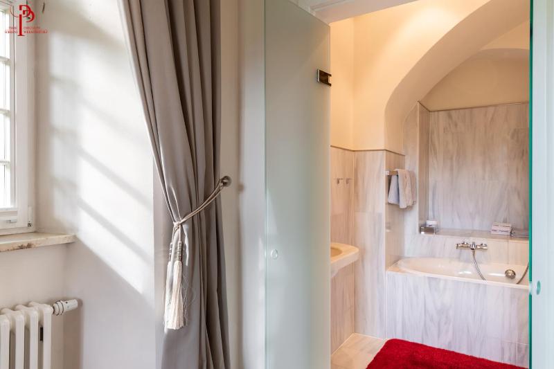 Junior Suite image 2
