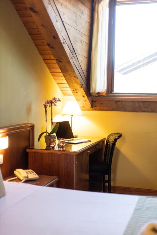 Attic Double or Twin Room image 4