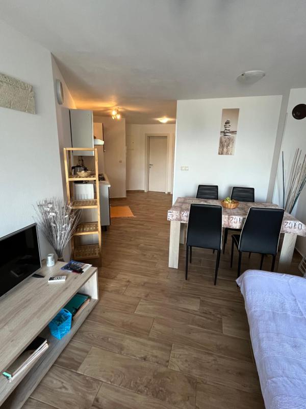 Two-Bedroom Apartment with Terrace image 3