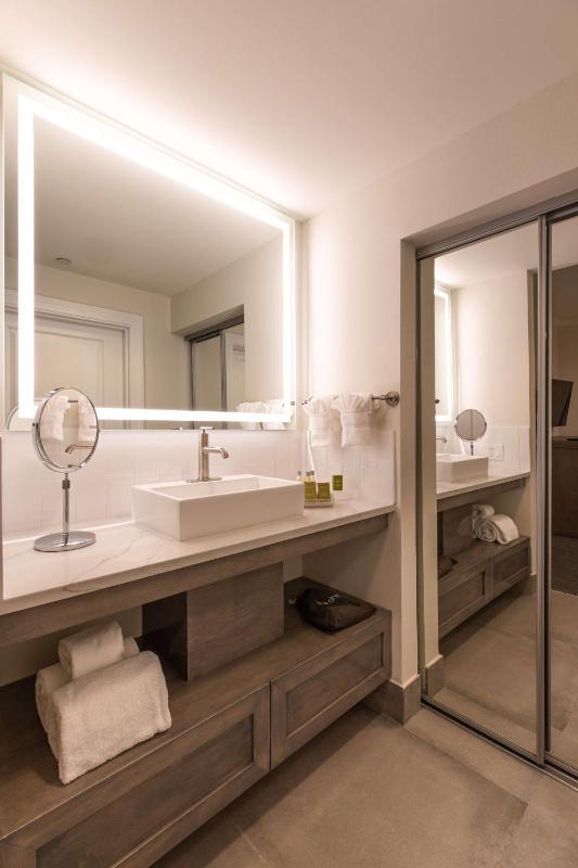 Two-Bedroom Suite - Non-Smoking image 3