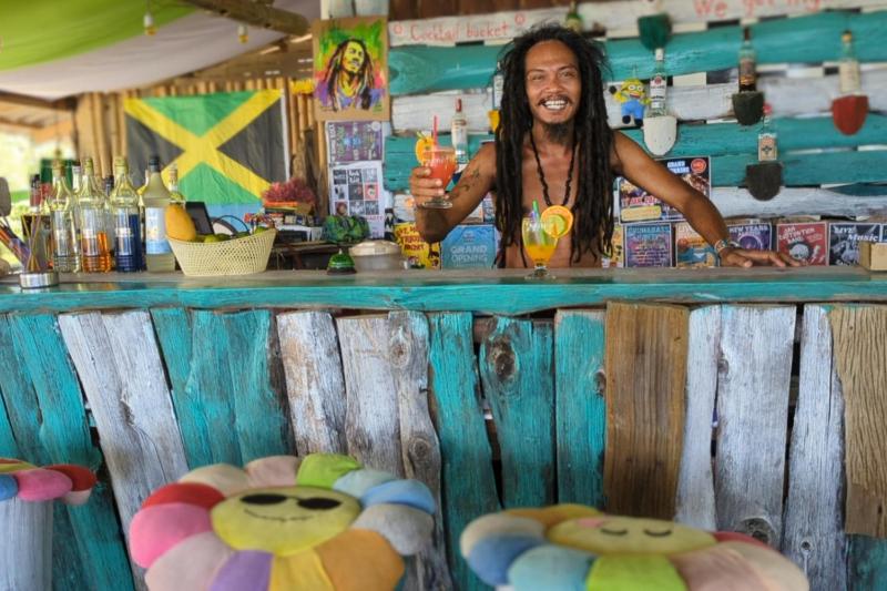 Hippy Trail Beach Village Bungalows - image 5