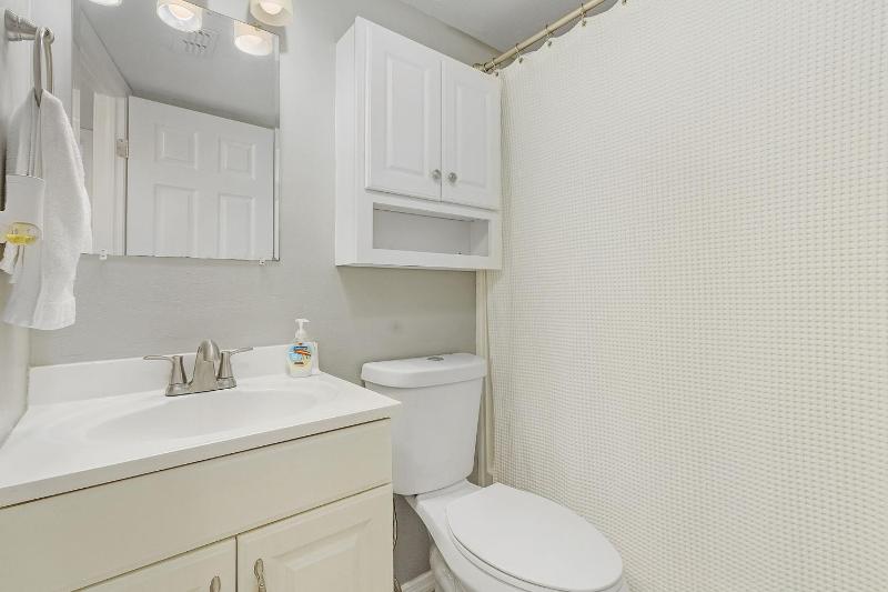 Estero Cove 523 - Beautifully Updated!! condo - image 21