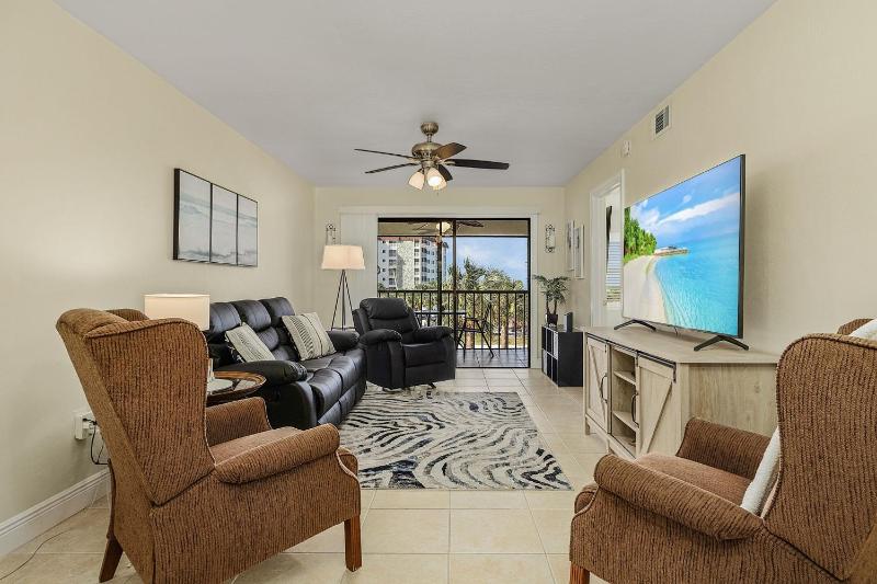Estero Cove 523 - Beautifully Updated!! condo - image 15