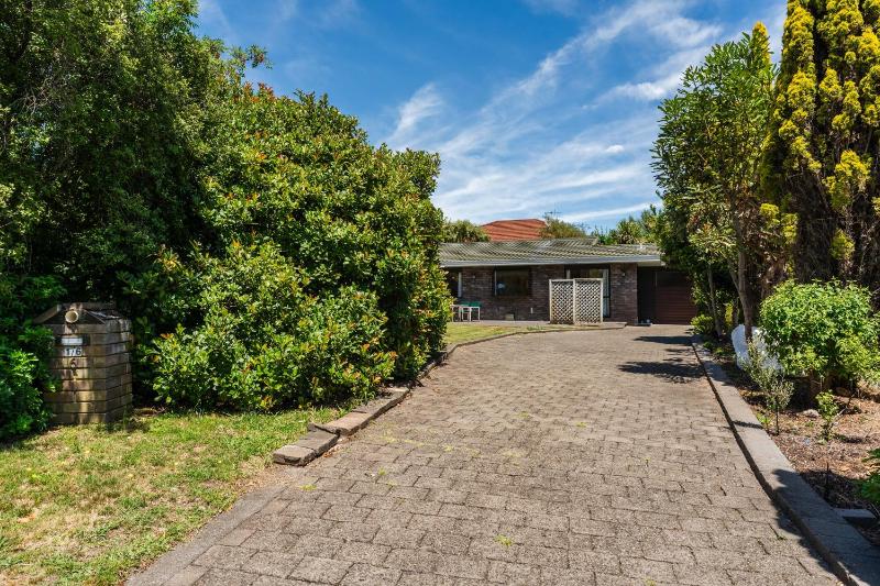 Lakeside Serenity - Taupo Holiday Home - image 6