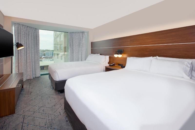 Holiday Inn Express & Suites VA Beach Oceanfront by IHG - image 43