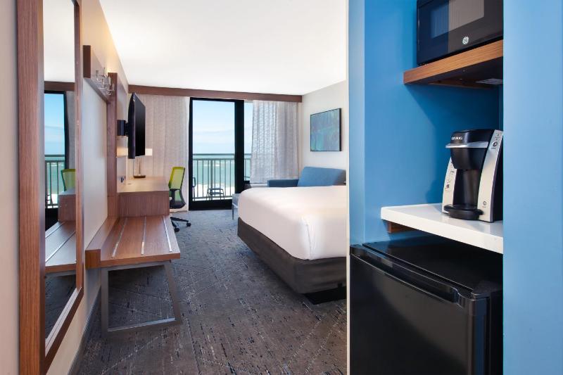 Holiday Inn Express & Suites VA Beach Oceanfront by IHG - image 6