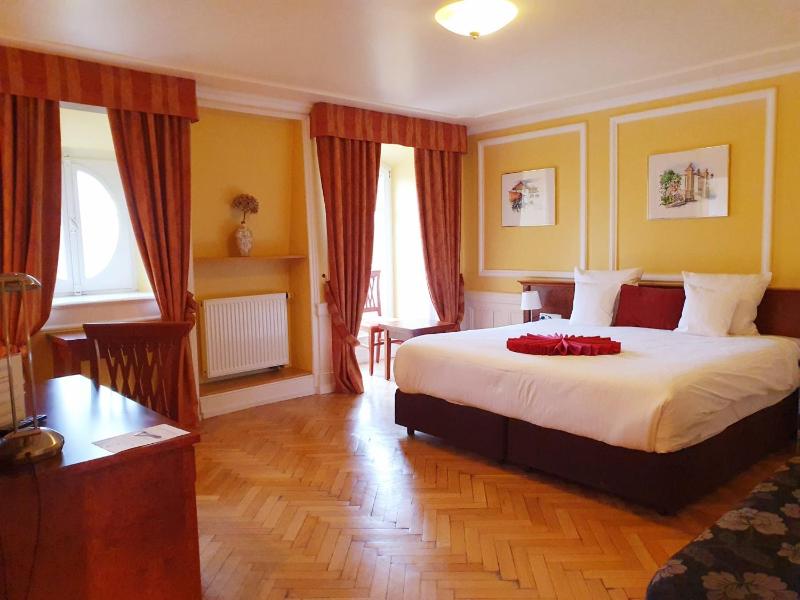 Double Room Classic Le Château  image 1