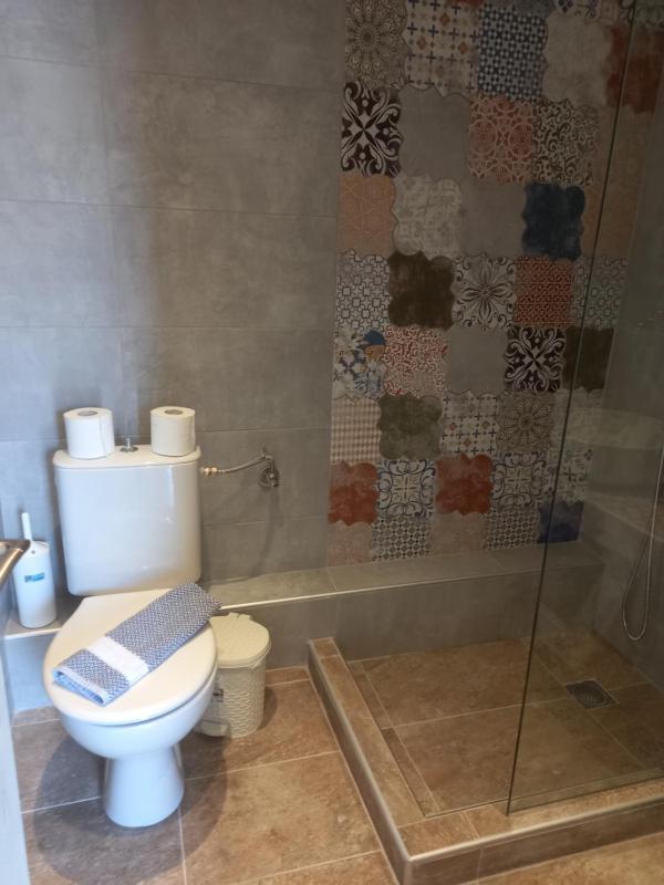 Family Room image 4