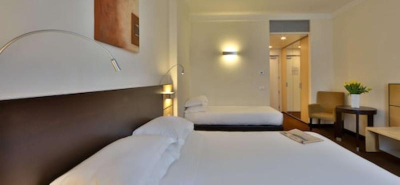 Triple Room image 2