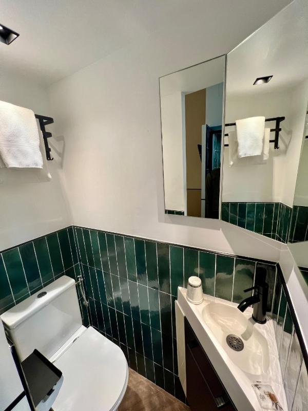 Single Room image 2