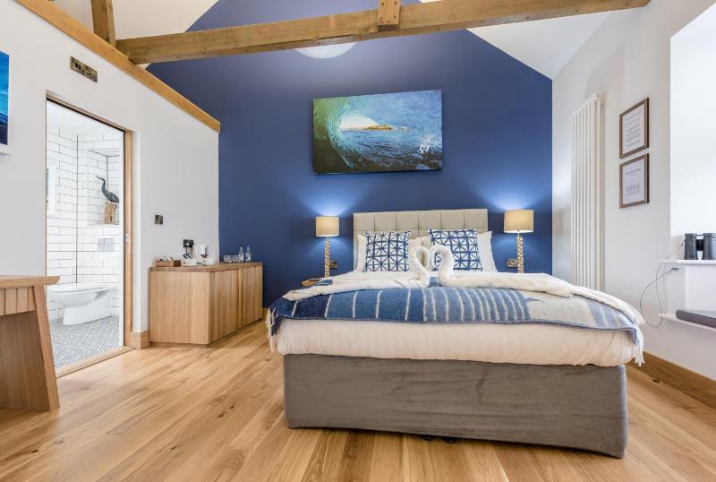 Superior Double Room with Sea View image 2