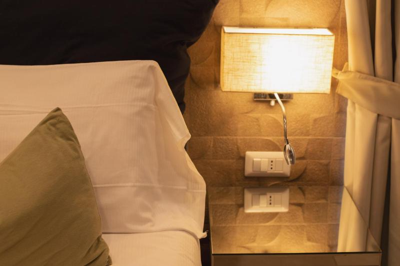 Junior Suite image 2