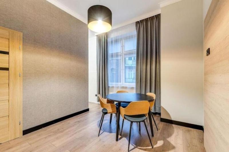 Superior Apartment image 4