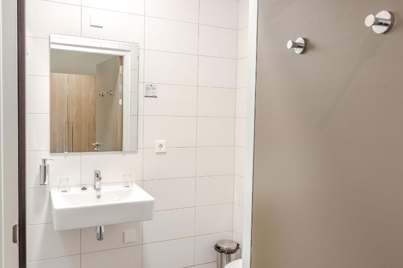 Deluxe Double Room image 3