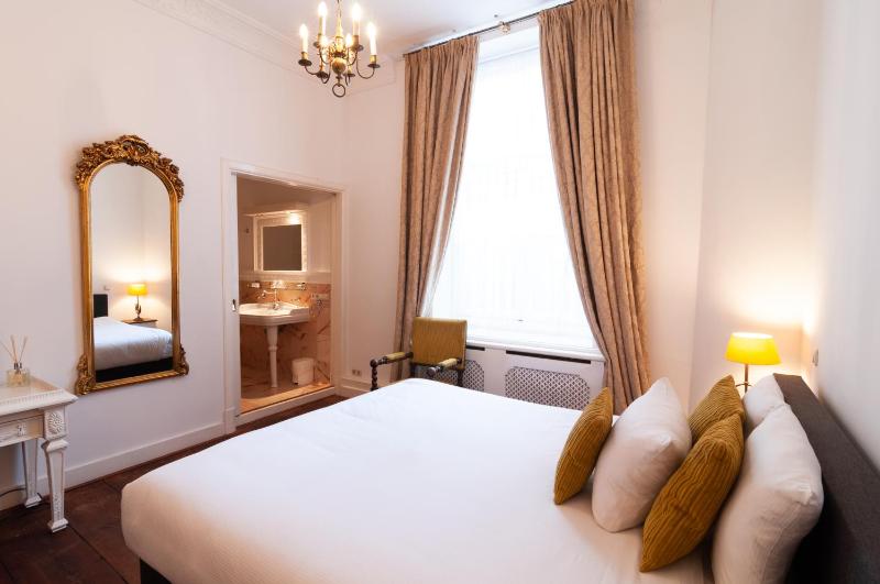 Suite image 1