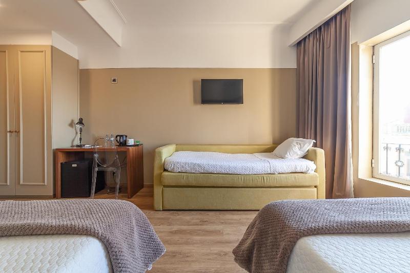 Triple Room image 3