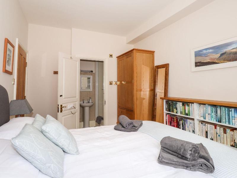 Walla Crag Royal Oak House - image 12