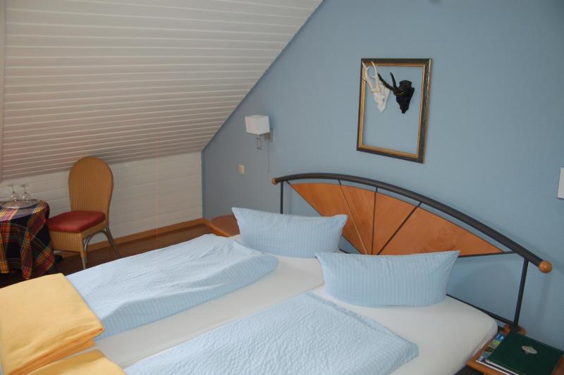 Double Room image 1