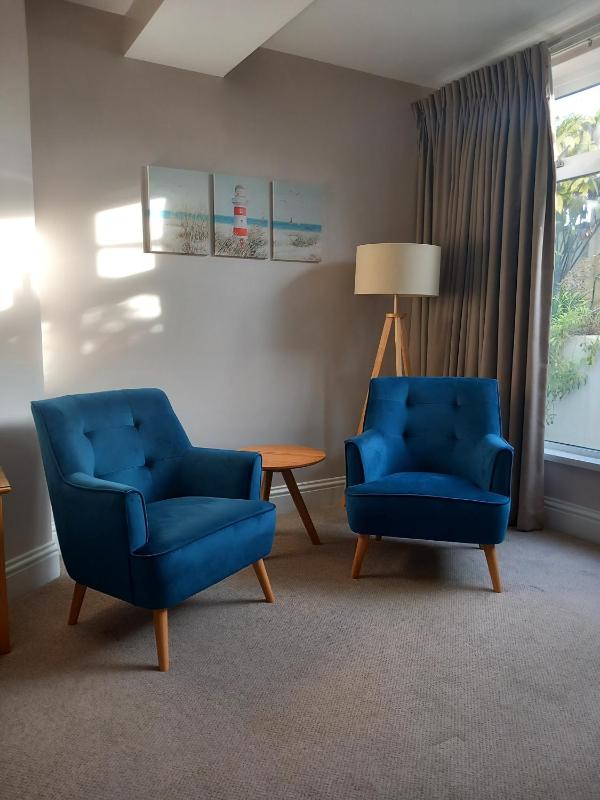 Large Double Room image 3