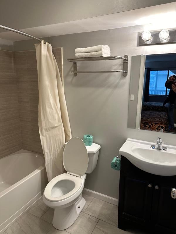 Double Room with Kitchenette image 4