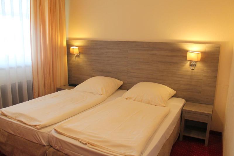 Triple Room image 2