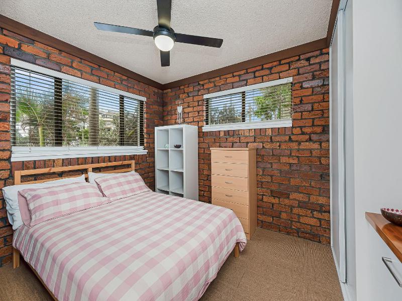 Pleasant View Unit 4 Kings Beach QLD - image 5