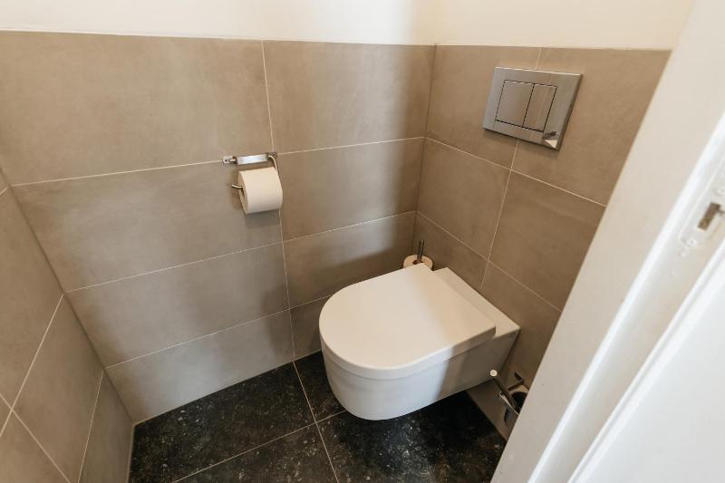 Deluxe Family Suite image 2