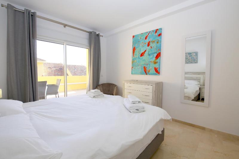 Estepona Port Luxury Apartment ORION - image 21
