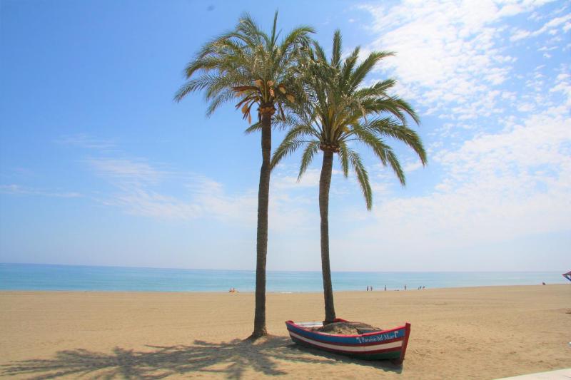 Estepona Port Luxury Apartment ORION - image 9