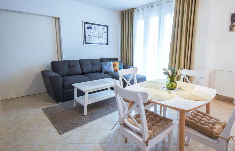 Apartamenty Promenada z tarasem i parkingiem - Apartamenty na Wyspie - image 3