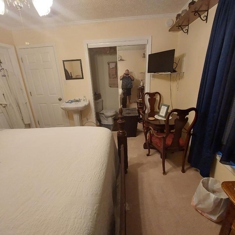 Family Room with Bathroom image 4
