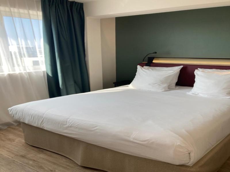 Superior Double Room image 4