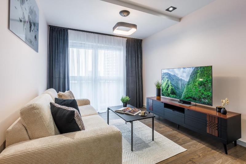 Emihouse Riverside Apartments - image 8