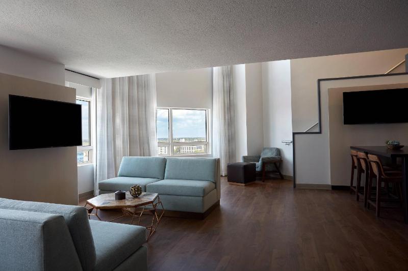 Marriott Orlando Downtown - image 9