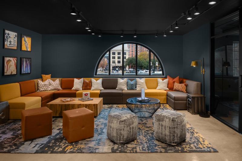 Moxy Houston Downtown - image 11