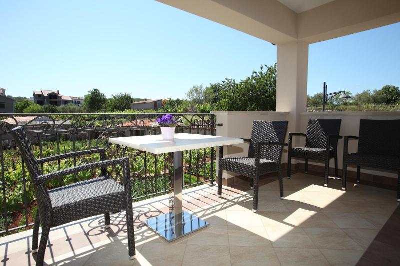 Annex - Two-Bedroom Apartment with Garden View  image 4