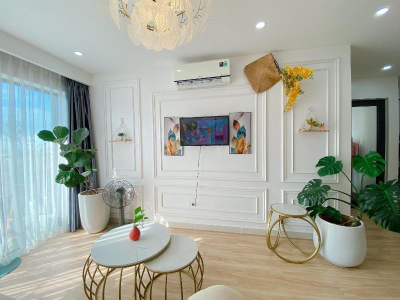 Hue Charm Apartment with Pool and Gym - image 15