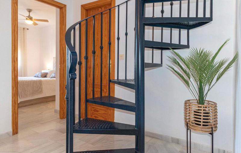 Amazing Apartment In Torrox With Wifi - image 10