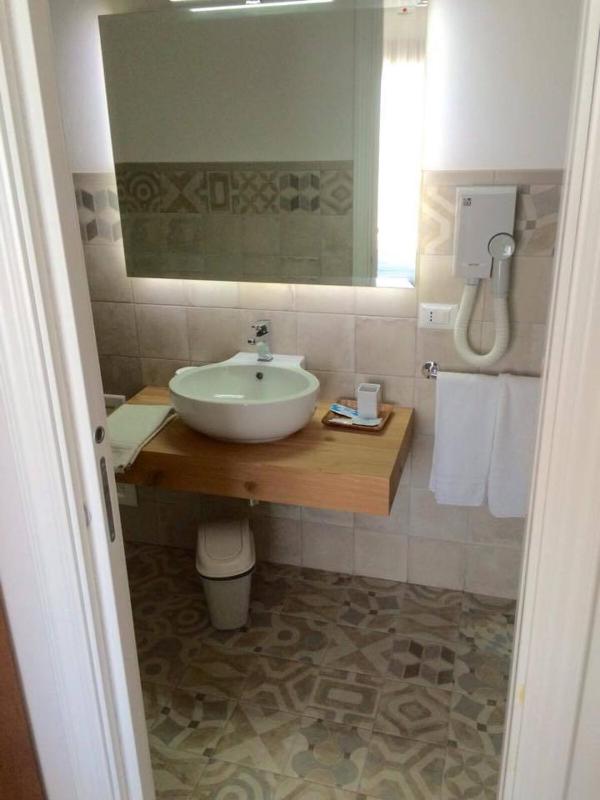 Superior Double Room with Sea View image 1