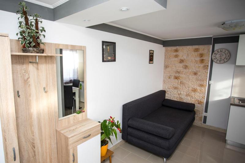 Studio with Sea View image 2
