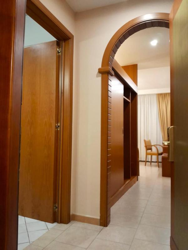 Quadruple Room image 4