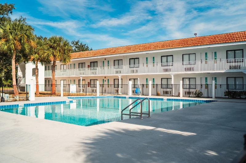 Travelodge by Wyndham Orlando Lake Buena Vista South - image 32