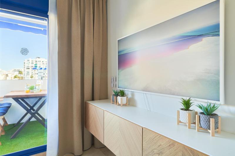 MSM Los Patos Tropicana - Seaside Retreat with Terrace Seaview & Smart Home - image 3