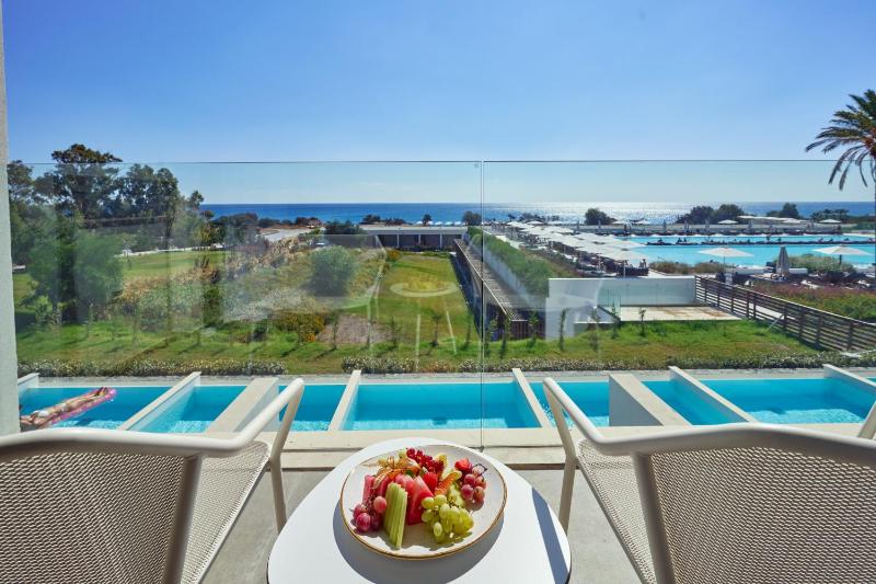 Junior Suite with Sea View image 1