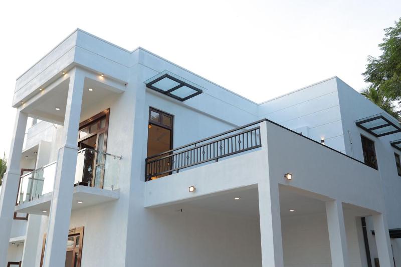 Hide Hiriketiya Villa - image 3