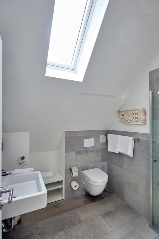 Superior Double Room image 4