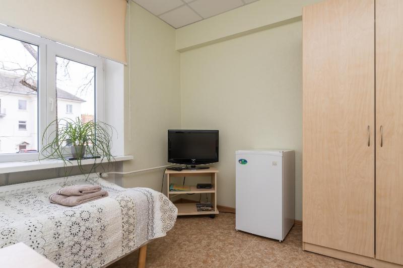 Twin Room image 2